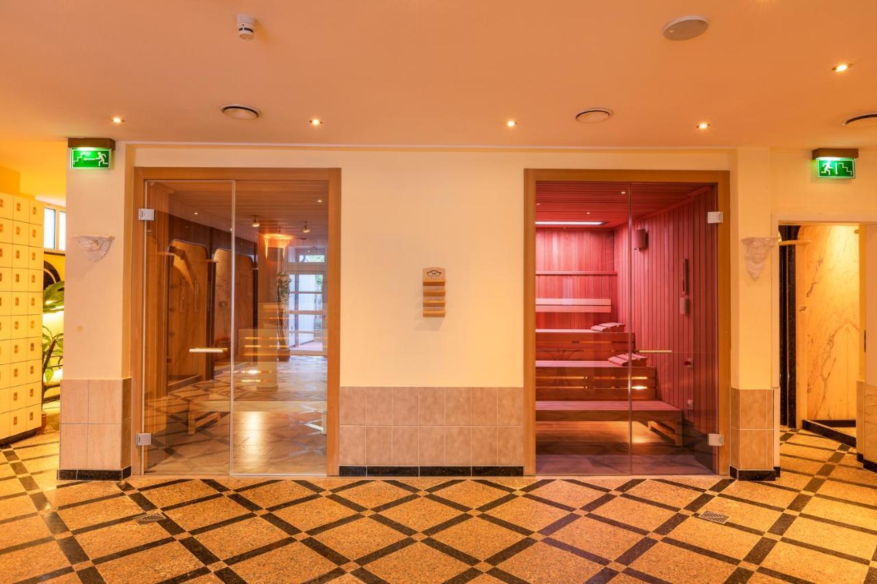 Hotel Waldesrand แฮร์ฟอร์ด ภายนอก รูปภาพ