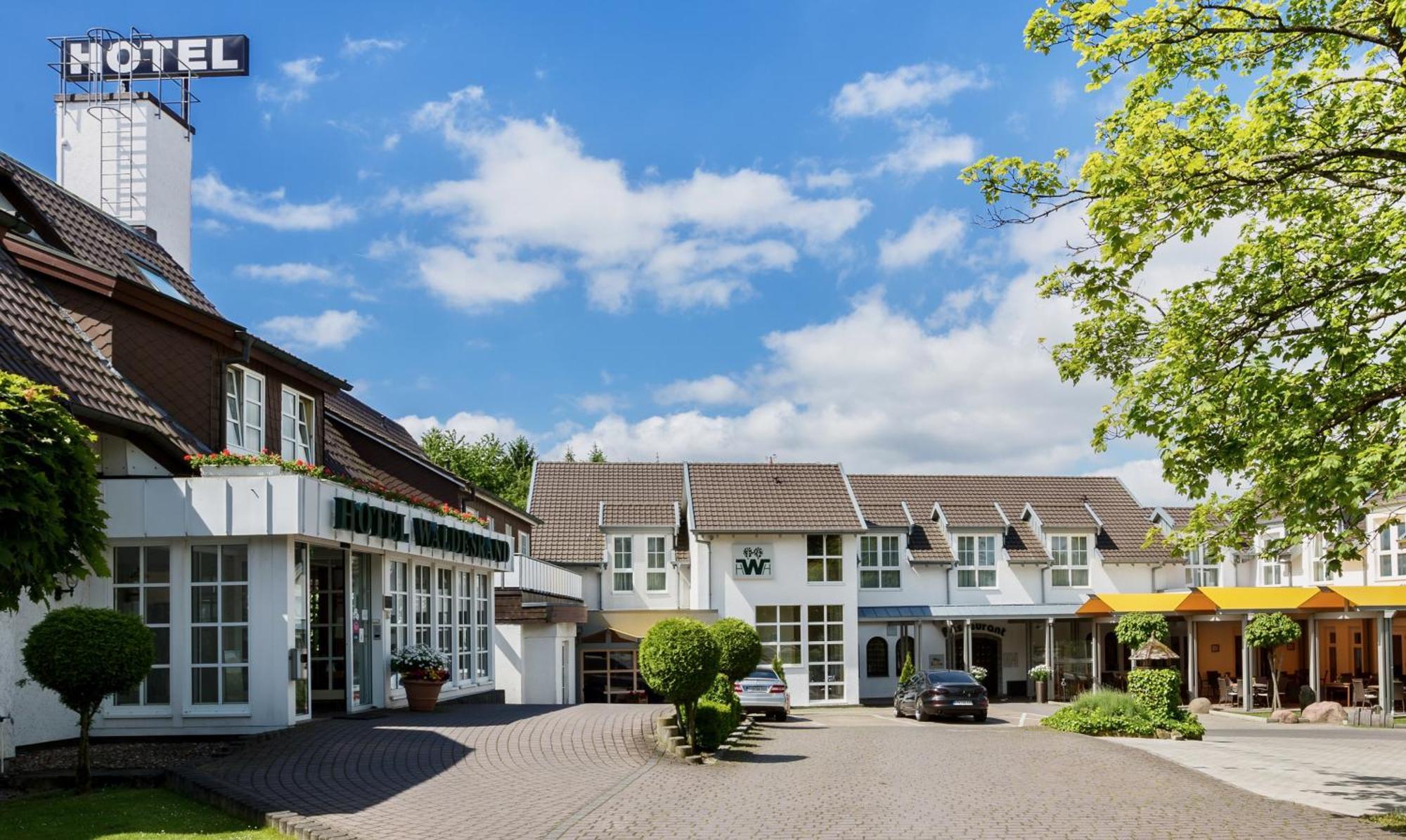 Hotel Waldesrand แฮร์ฟอร์ด ภายนอก รูปภาพ